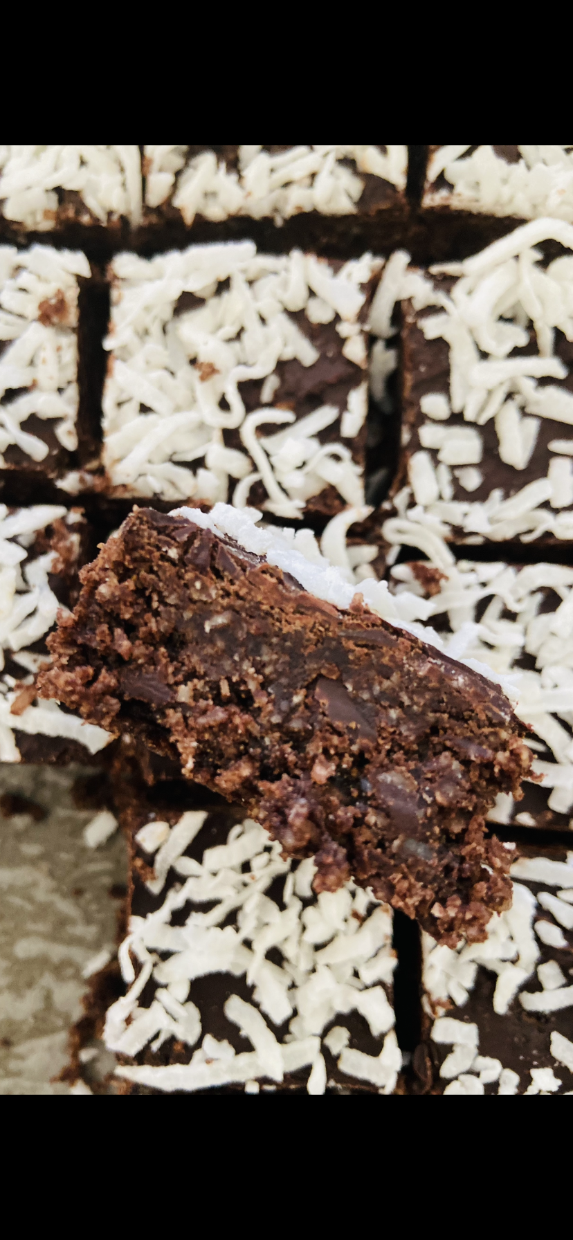 RICH CHOCOLATE COCONUT SLICE (No Bake) 300gm (5 X Mug Mix VALUE PACK with scoop!)